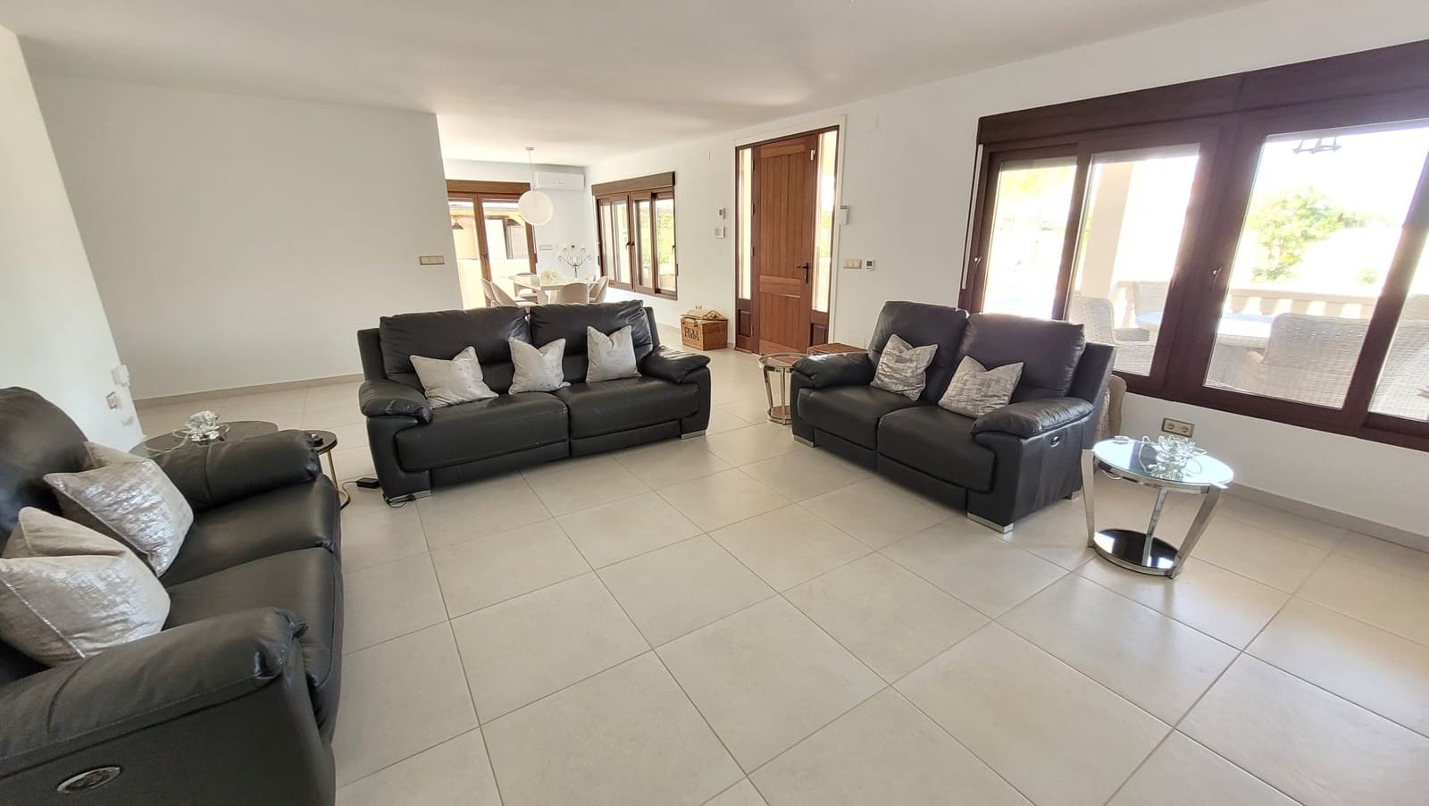 Chalet de 5 habitaciones en Pinar de Campoverde en venta con piscina garaje - 649.000 € (Ref: 9128969)