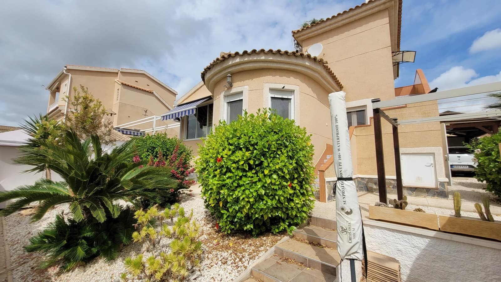 3 chambre Villa/Maison à vendre à Pinar de Campoverde avec piscine - 320 000 € (Ref: 9145775)