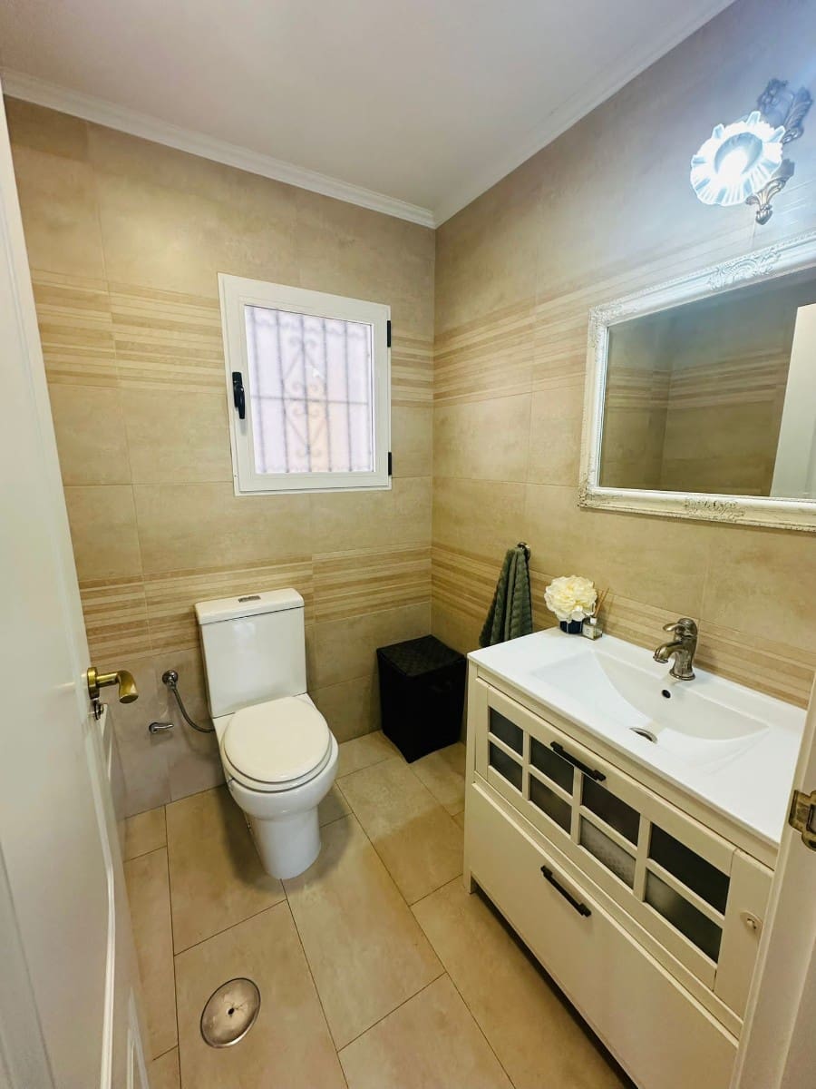 Chalet de 4 habitaciones en Pinar de Campoverde en venta con piscina garaje - 399.000 € (Ref: 9250653)