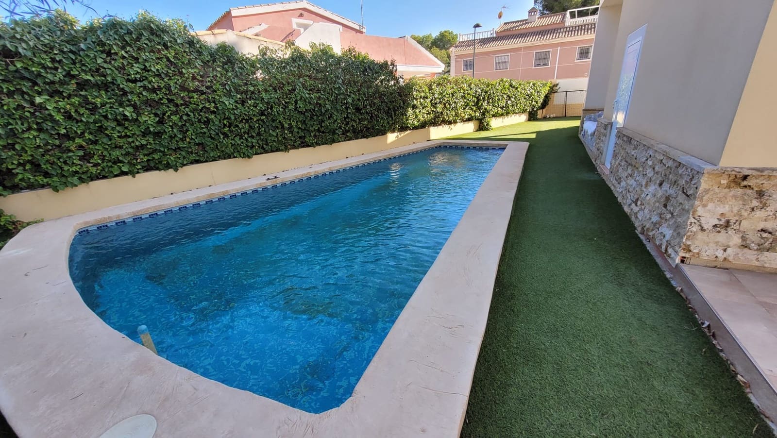 Chalet de 4 habitaciones en Pinar de Campoverde en venta con piscina garaje - 399.000 € (Ref: 9250653)