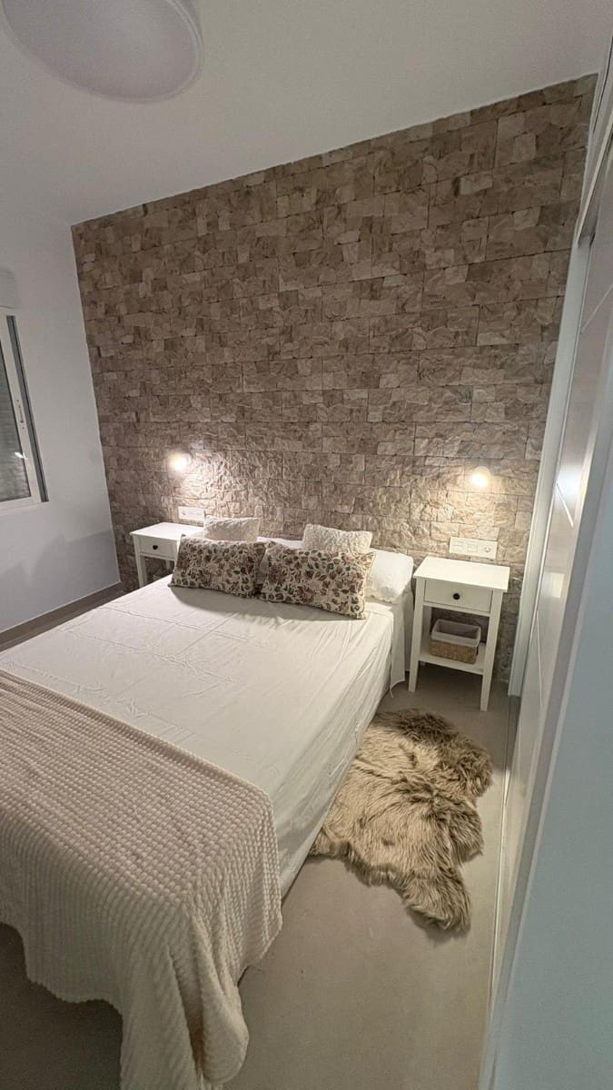 2 soverom Rekkehus til salgs i Lo Pagan - € 265 000 (Ref: 9345617)