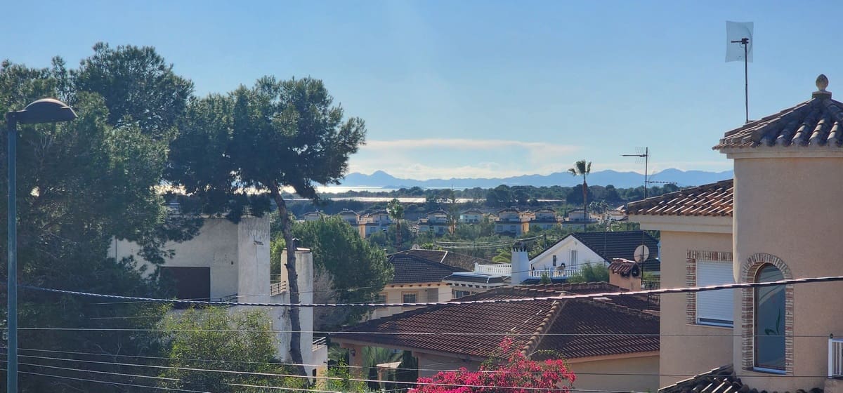 2 Zimmer Villa zu verkaufen in Pinar de Campoverde mit Pool - 350.000 € (Ref: 9676351)