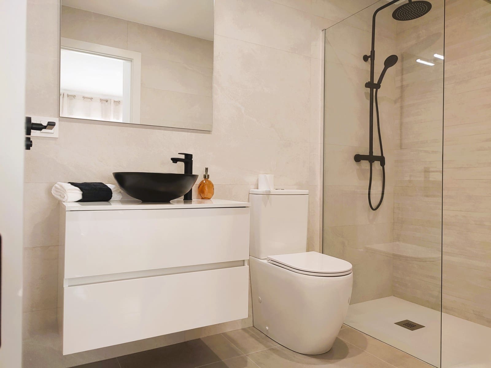 Chalet de 3 habitaciones en Balsicas en venta con piscina garaje - 325.000 € (Ref: 9676353)