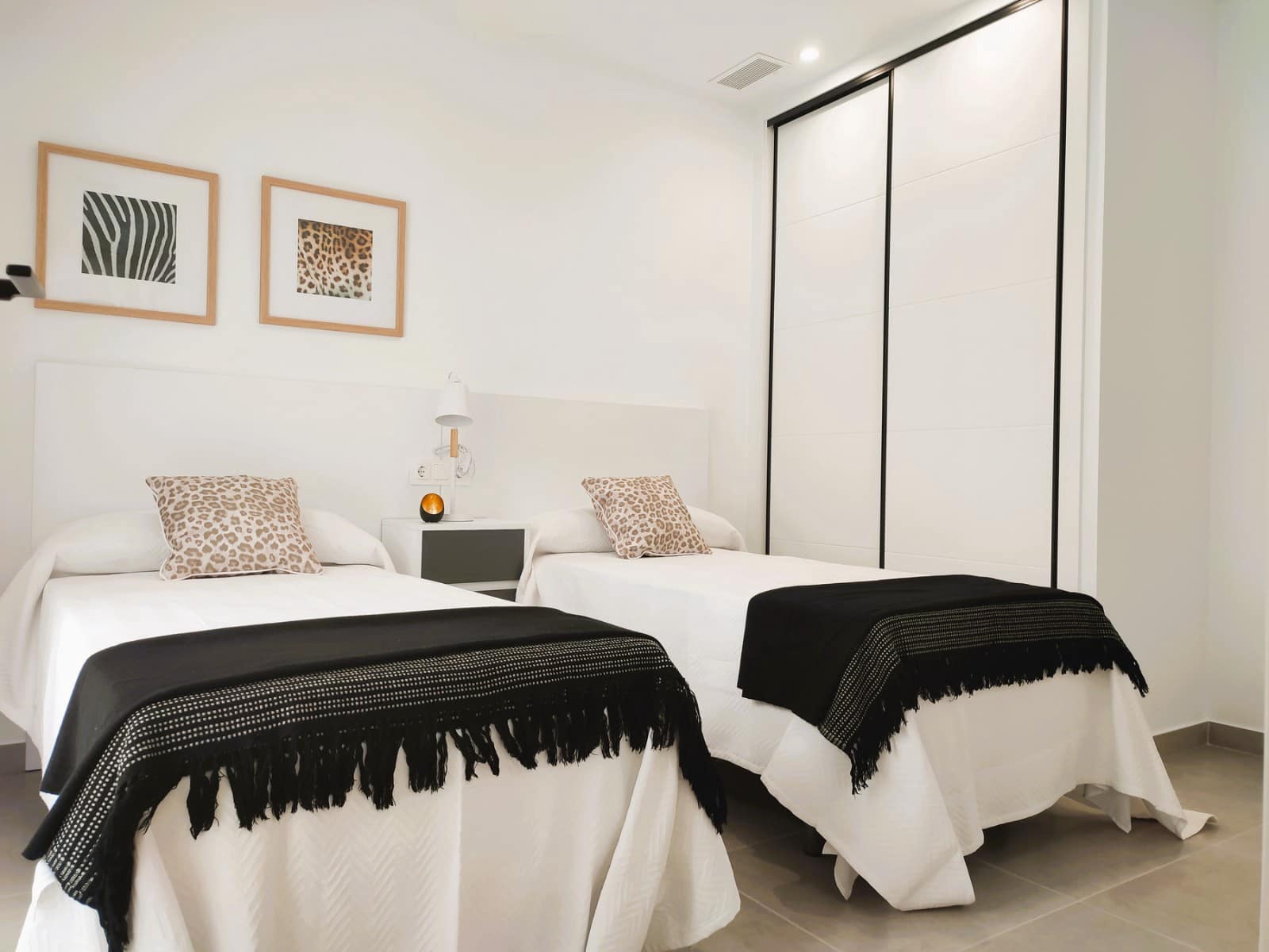 Chalet de 3 habitaciones en Balsicas en venta con piscina garaje - 325.000 € (Ref: 9676353)