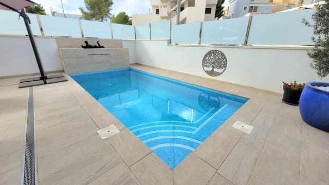 Pareado de 3 habitaciones en Las Filipinas en venta con piscina garaje - 489.000 € (Ref: 9676354)