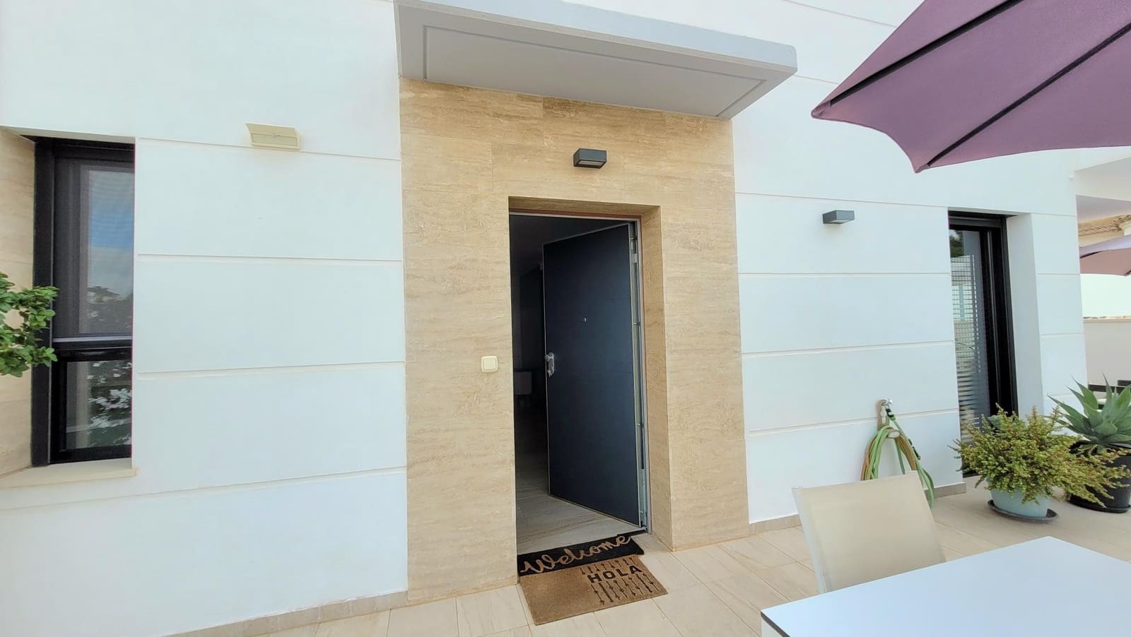 3 quarto Moradia Geminada para venda em Filipinas com piscina garagem - 489 000 € (Ref: 9676354)