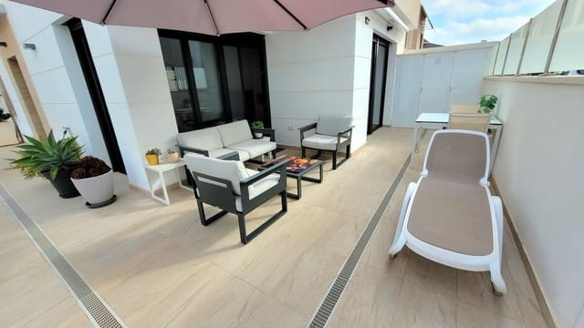 Pareado de 3 habitaciones en Las Filipinas en venta con piscina garaje - 489.000 € (Ref: 9676354)