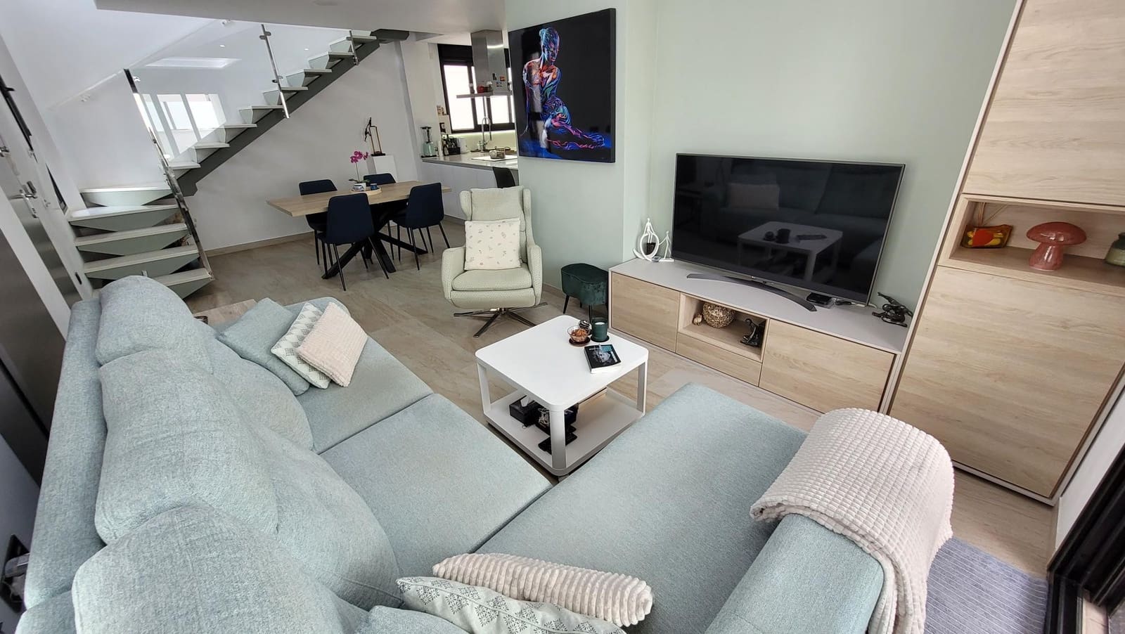 3 quarto Moradia Geminada para venda em Filipinas com piscina garagem - 489 000 € (Ref: 9676354)