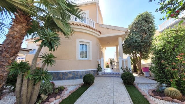 3 slaapkamer Villa te koop in Pinar de Campoverde, Pilar de la Horadada - € 330.000 (Ref: 9676357)