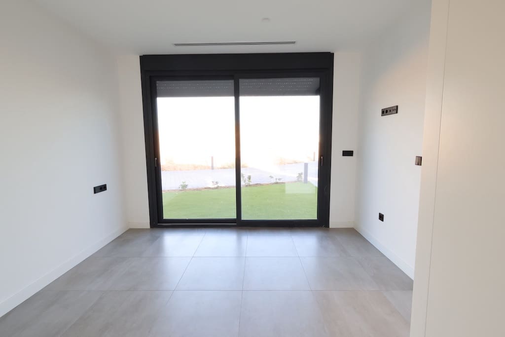 3 slaapkamer Villa te koop in Torre-Pacheco met zwembad garage - € 439.000 (Ref: 9676361)