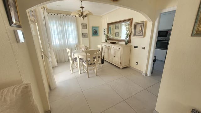 4 bedroom Villa for sale in Pinar de Campoverde, Pilar de la Horadada with pool garage - € 460,000 (Ref: 9676363)