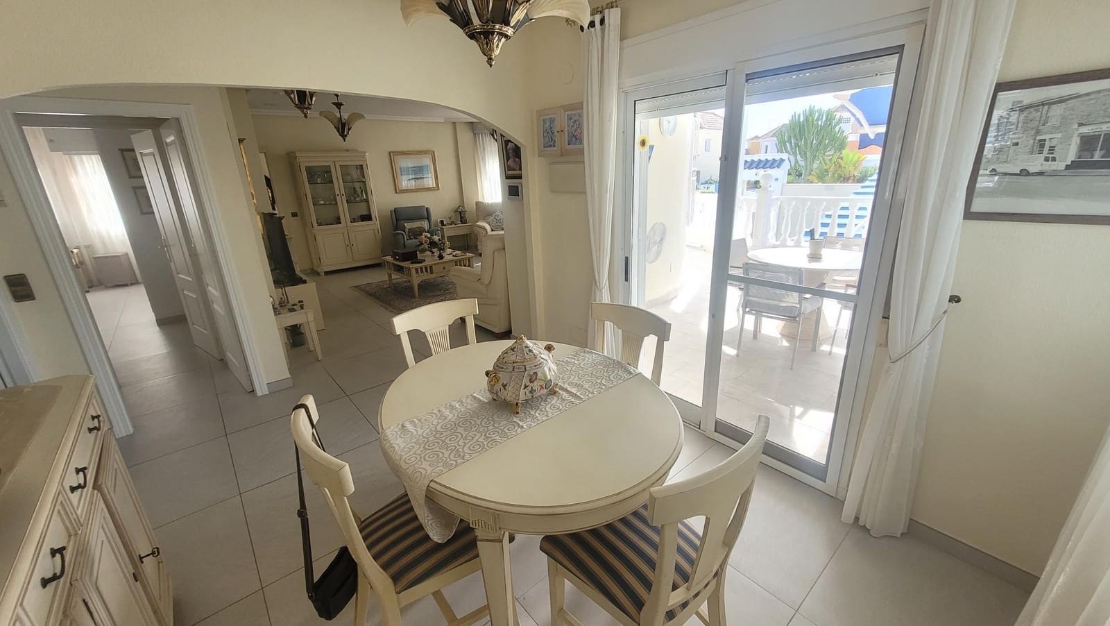 4 slaapkamer Villa te koop in Pinar de Campoverde met zwembad garage - € 460.000 (Ref: 9676363)