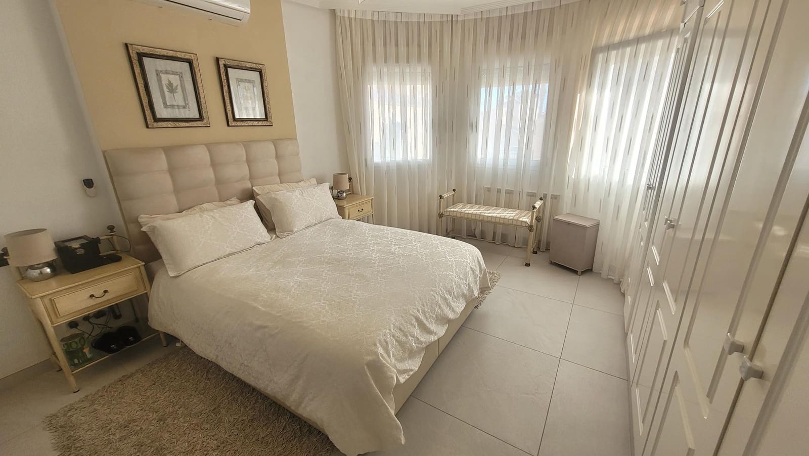 4 slaapkamer Villa te koop in Pinar de Campoverde met zwembad garage - € 460.000 (Ref: 9676363)