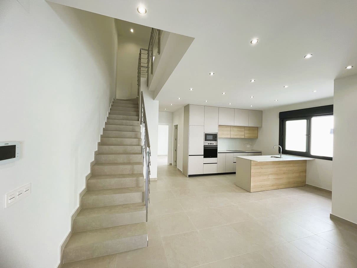 3 soveværelse Semi-Rækkehus til salg i Heredades med swimmingpool garage - € 359.000 (Ref: 9676370)