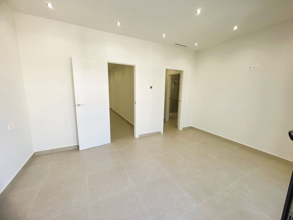 3 soveværelse Semi-Rækkehus til salg i Heredades med swimmingpool garage - € 359.000 (Ref: 9676370)