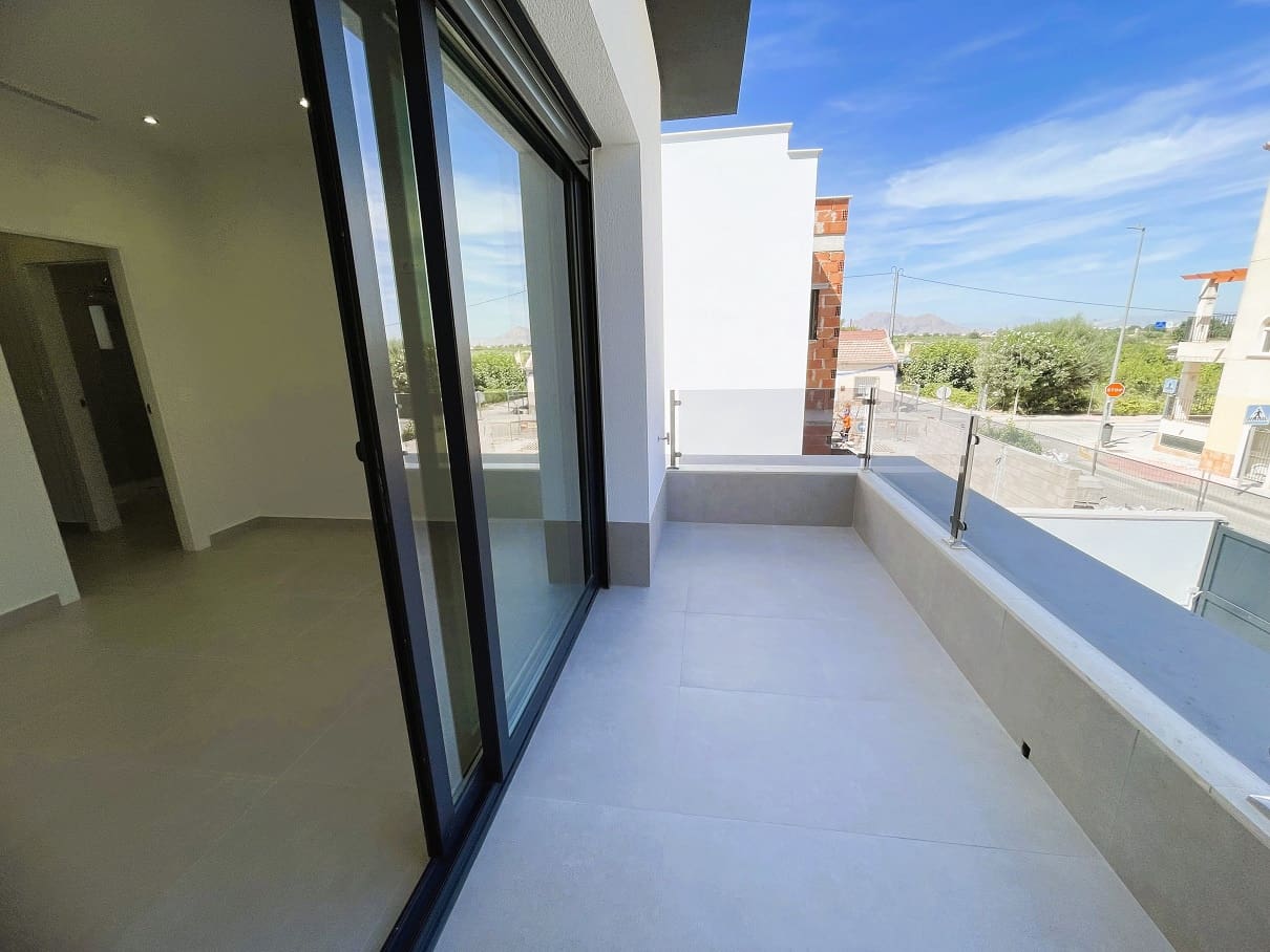 3 soveværelse Semi-Rækkehus til salg i Heredades med swimmingpool garage - € 359.000 (Ref: 9676370)