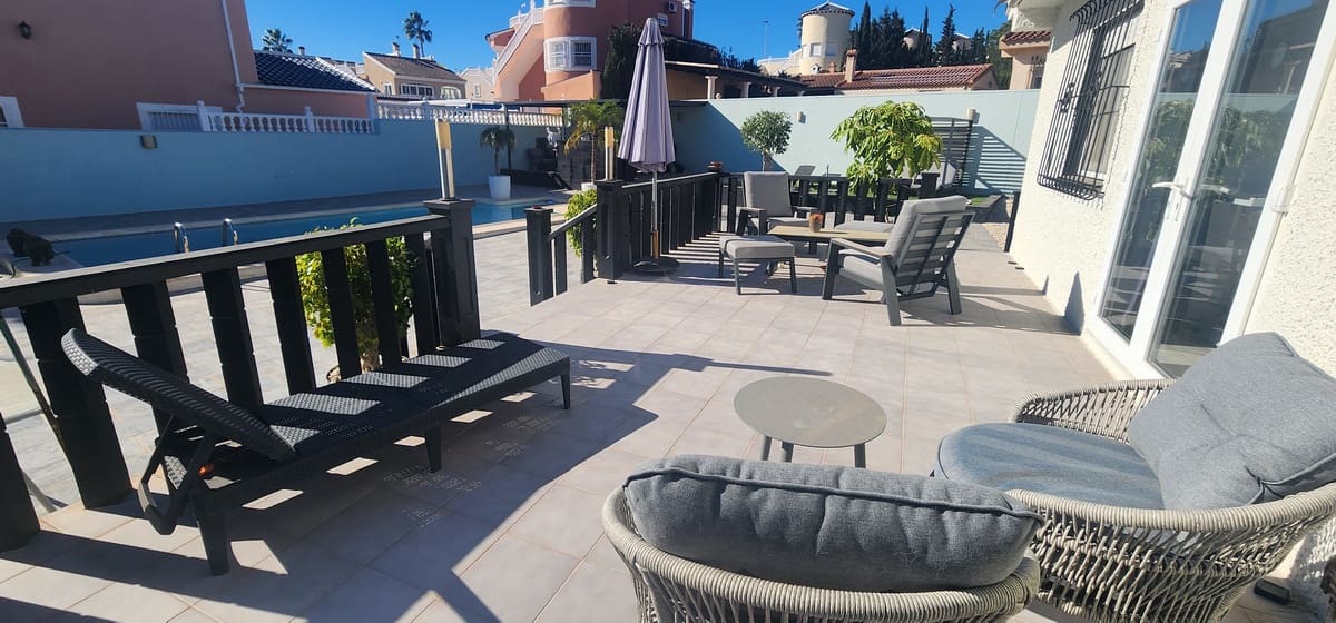 2 Zimmer Villa zu verkaufen in Pinar de Campoverde mit Pool - 329.000 € (Ref: 9676371)