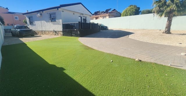 2 Zimmer Villa zu verkaufen in Pinar de Campoverde, Pilar de la Horadada mit Pool - 329.000 € (Ref: 9676371)