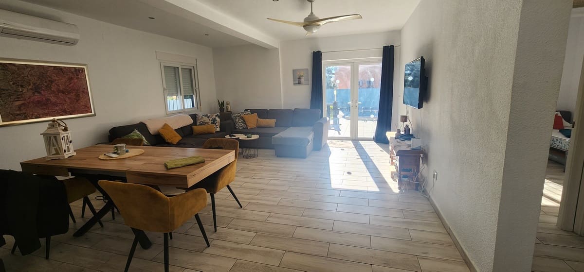 2 Zimmer Villa zu verkaufen in Pinar de Campoverde mit Pool - 329.000 € (Ref: 9676371)