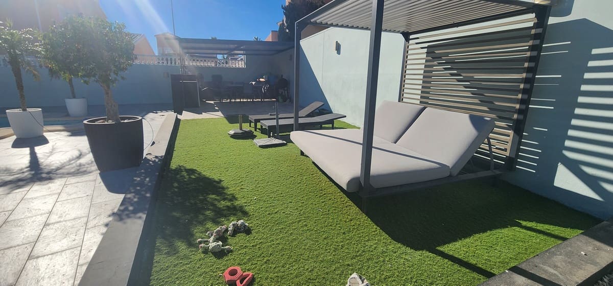 2 Zimmer Villa zu verkaufen in Pinar de Campoverde mit Pool - 329.000 € (Ref: 9676371)