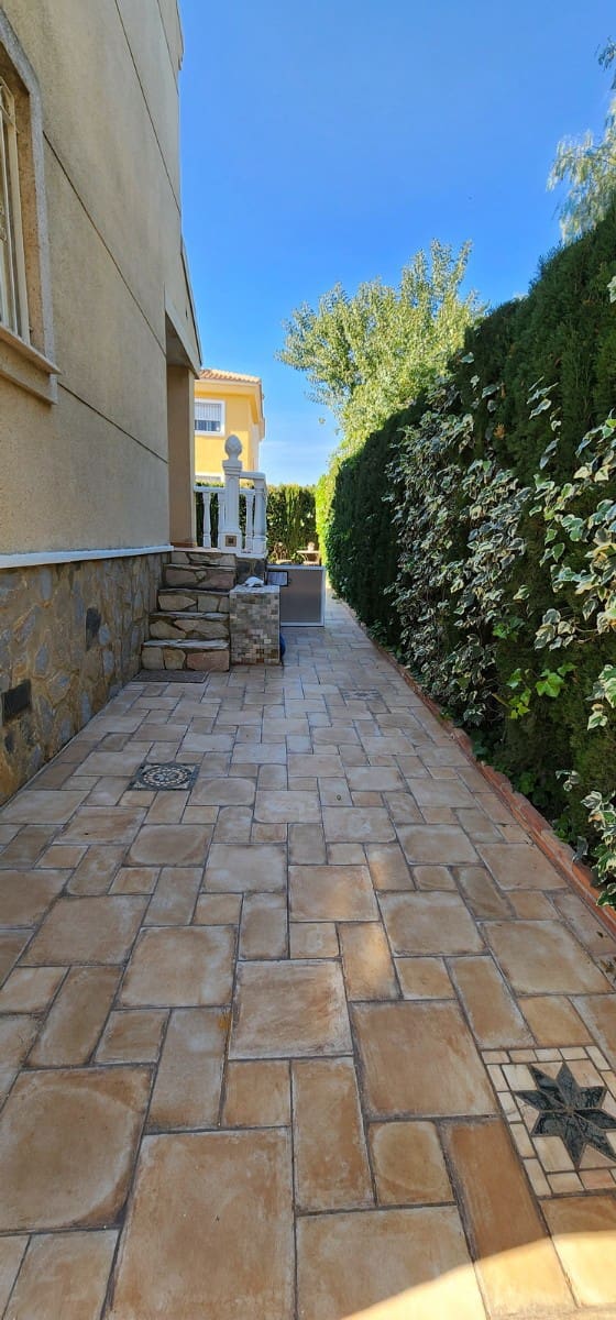 3 sovrum Villa till salu i Pinar de Campoverde med pool garage - 359 000 € (Ref: 9676372)