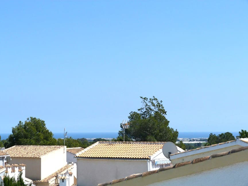 3 camera da letto Villa in vendita in Pinar de Campoverde con piscina garage - 349.950 € (Rif: 9676373)