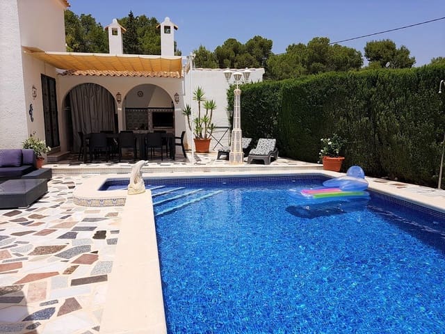 3 slaapkamer Villa te koop in Pinar de Campoverde, Pilar de la Horadada met zwembad garage - € 349.950 (Ref: 9676373)