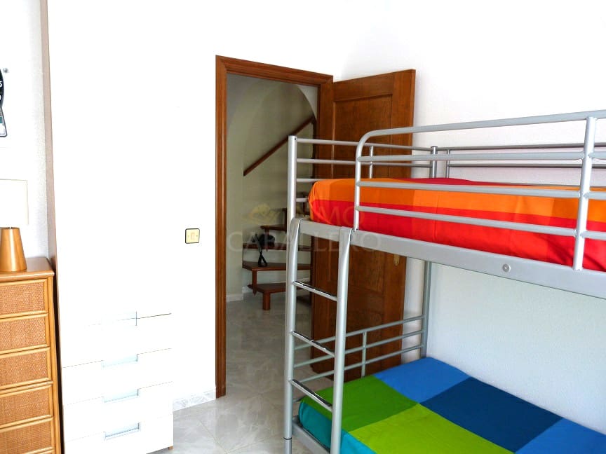 3 slaapkamer Villa te koop in Pinar de Campoverde met zwembad garage - € 349.950 (Ref: 9676373)