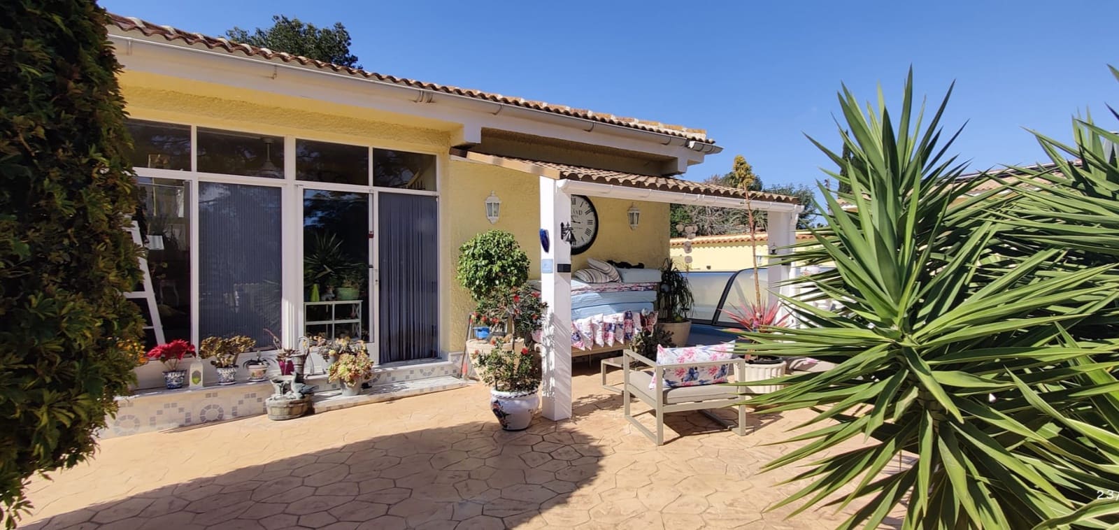 4 bedroom Villa for sale in Pinar de Campoverde with pool garage - € 450,000 (Ref: 9676374)