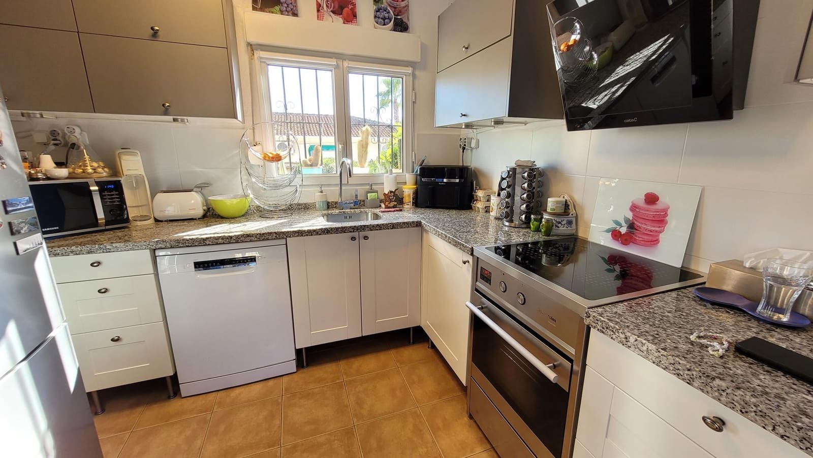 4 bedroom Villa for sale in Pinar de Campoverde with pool garage - € 450,000 (Ref: 9676374)