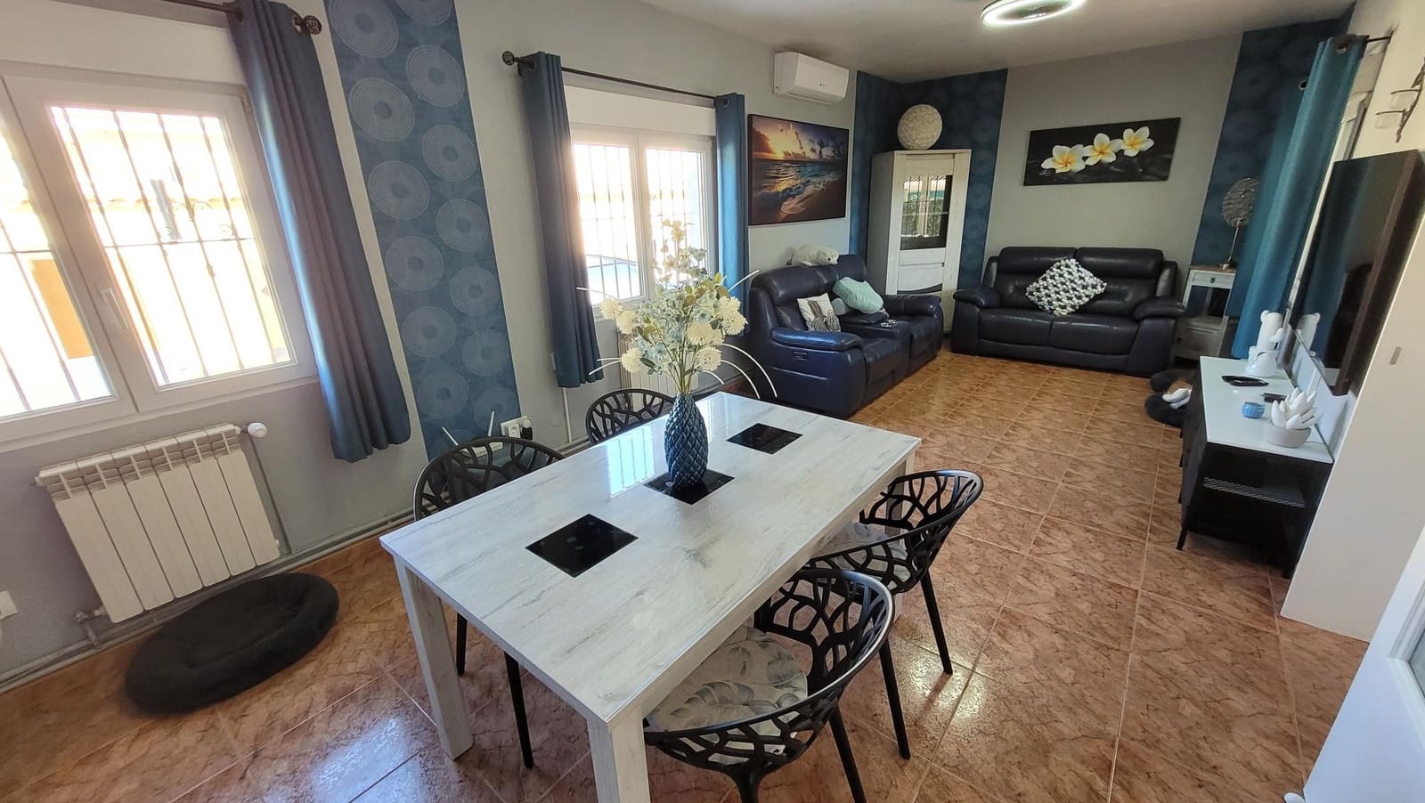 4 bedroom Villa for sale in Pinar de Campoverde with pool garage - € 450,000 (Ref: 9676374)