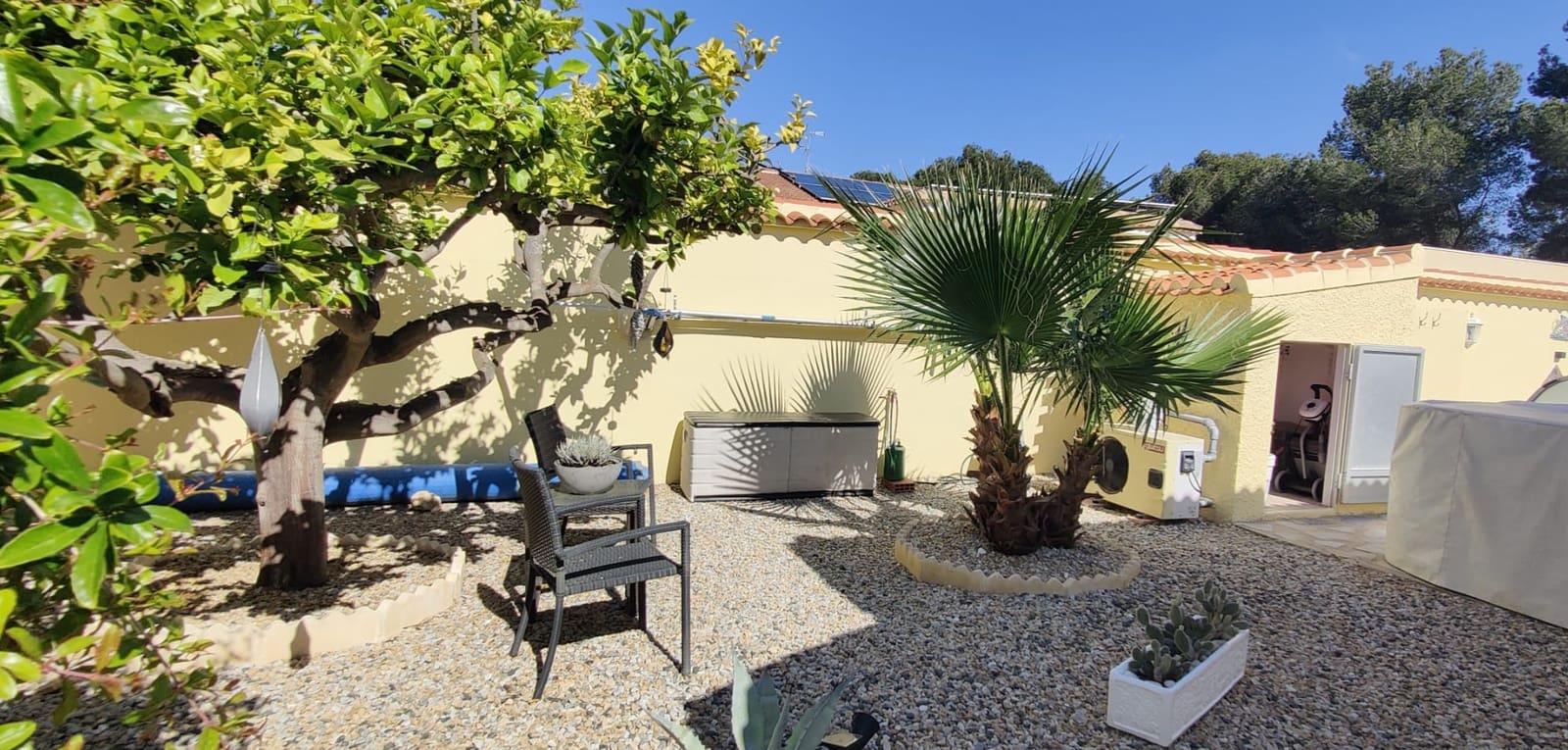 4 bedroom Villa for sale in Pinar de Campoverde with pool garage - € 450,000 (Ref: 9676374)