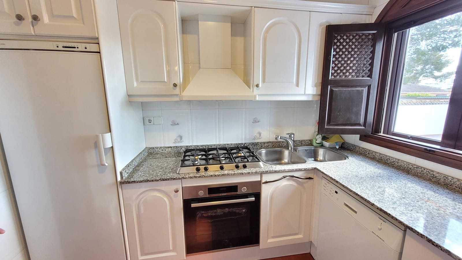 2 bedroom Villa for sale in Pinar de Campoverde with pool garage - € 399,000 (Ref: 9676375)