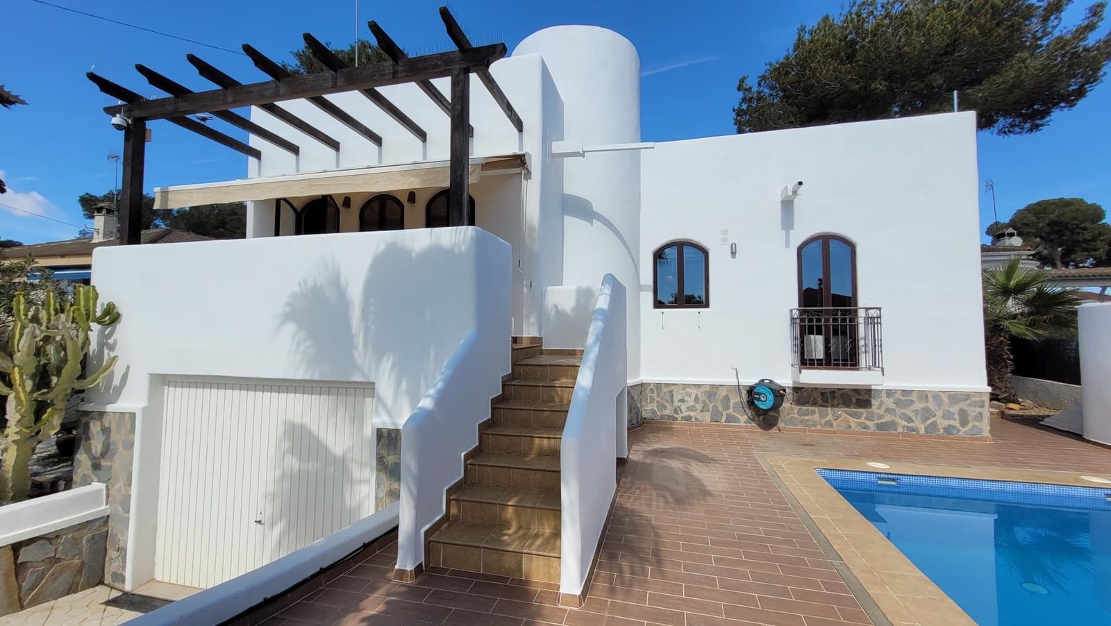 2 bedroom Villa for sale in Pinar de Campoverde with pool garage - € 399,000 (Ref: 9676375)