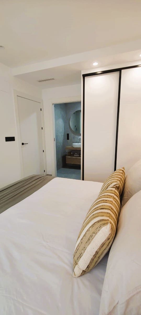 2 bedroom Apartment for sale in Pilar de la Horadada with pool garage - € 255,000 (Ref: 9676378)