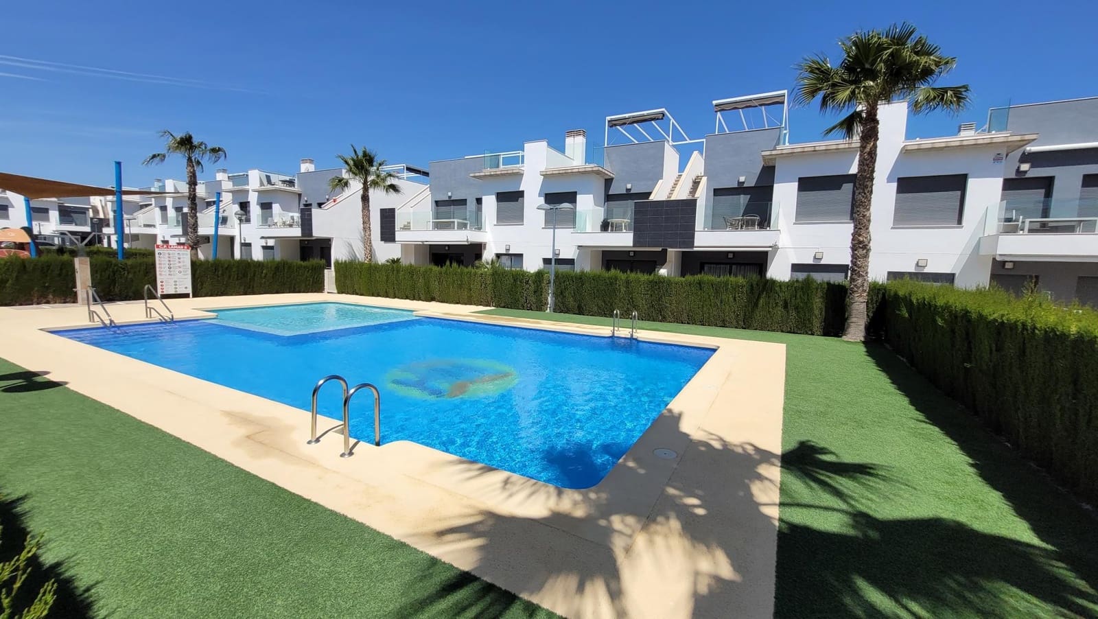 2 slaapkamer Appartement te koop in Pilar de la Horadada met zwembad garage - € 225.000 (Ref: 9676383)