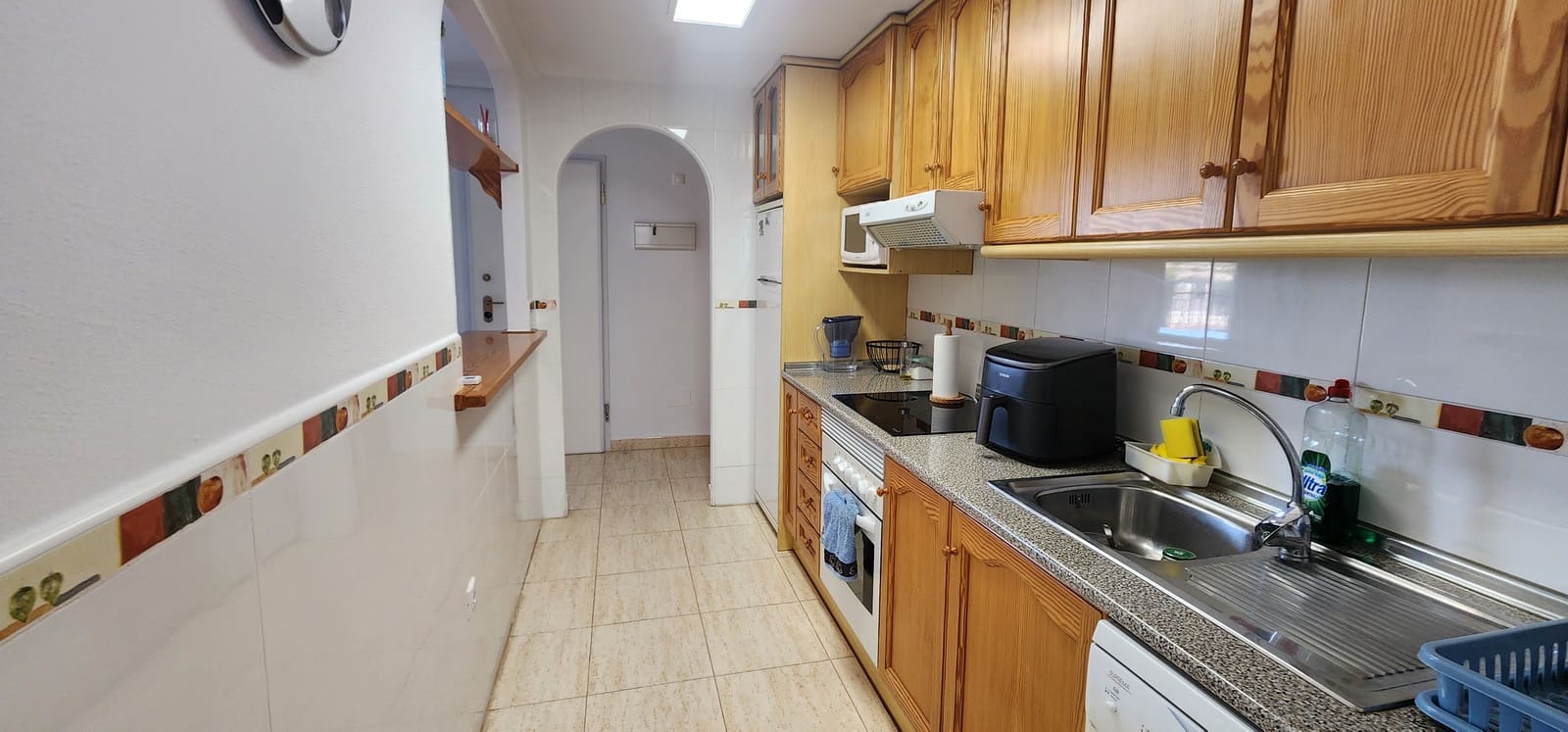 2 bedroom Beach Apartment for sale in Pilar de la Horadada with pool - € 214,900 (Ref: 9676387)