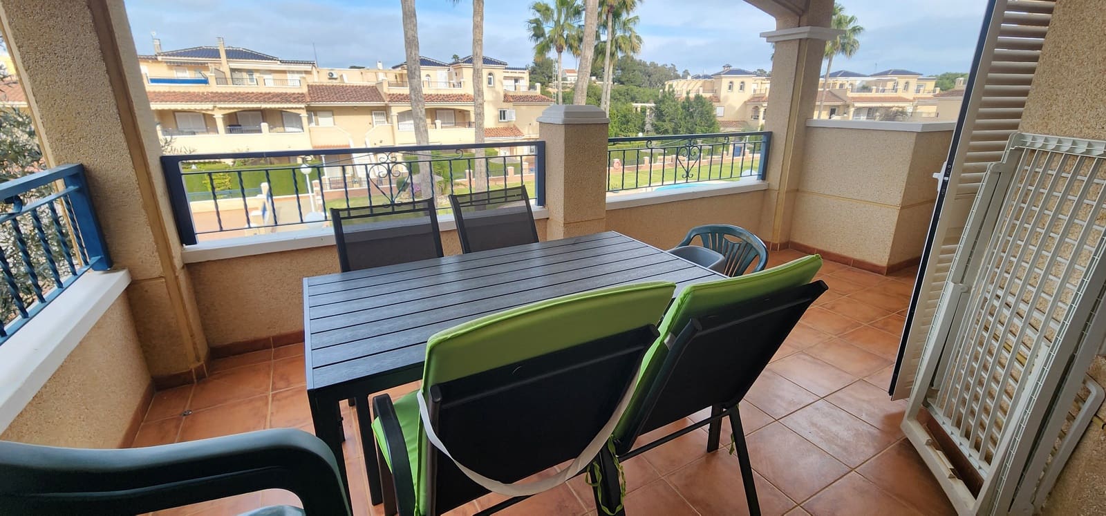 2 bedroom Beach Apartment for sale in Pilar de la Horadada with pool - € 214,900 (Ref: 9676387)