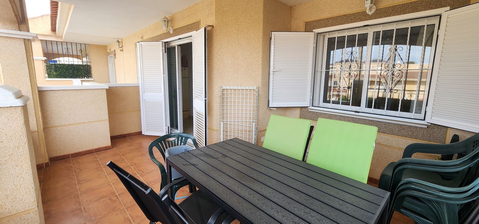 2 bedroom Beach Apartment for sale in Pilar de la Horadada with pool - € 214,900 (Ref: 9676387)