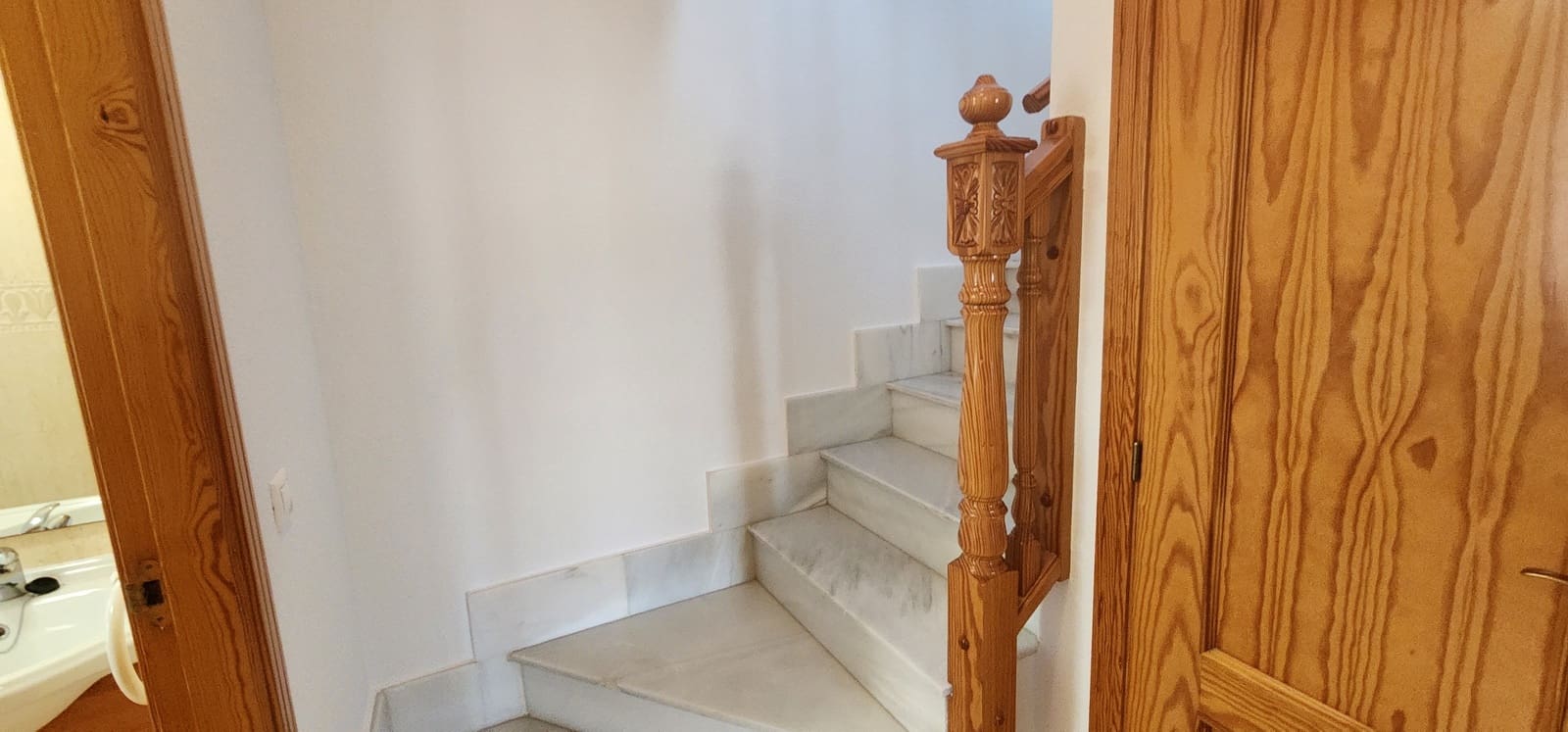 2 bedroom Beach Apartment for sale in Pilar de la Horadada with pool - € 214,900 (Ref: 9676387)