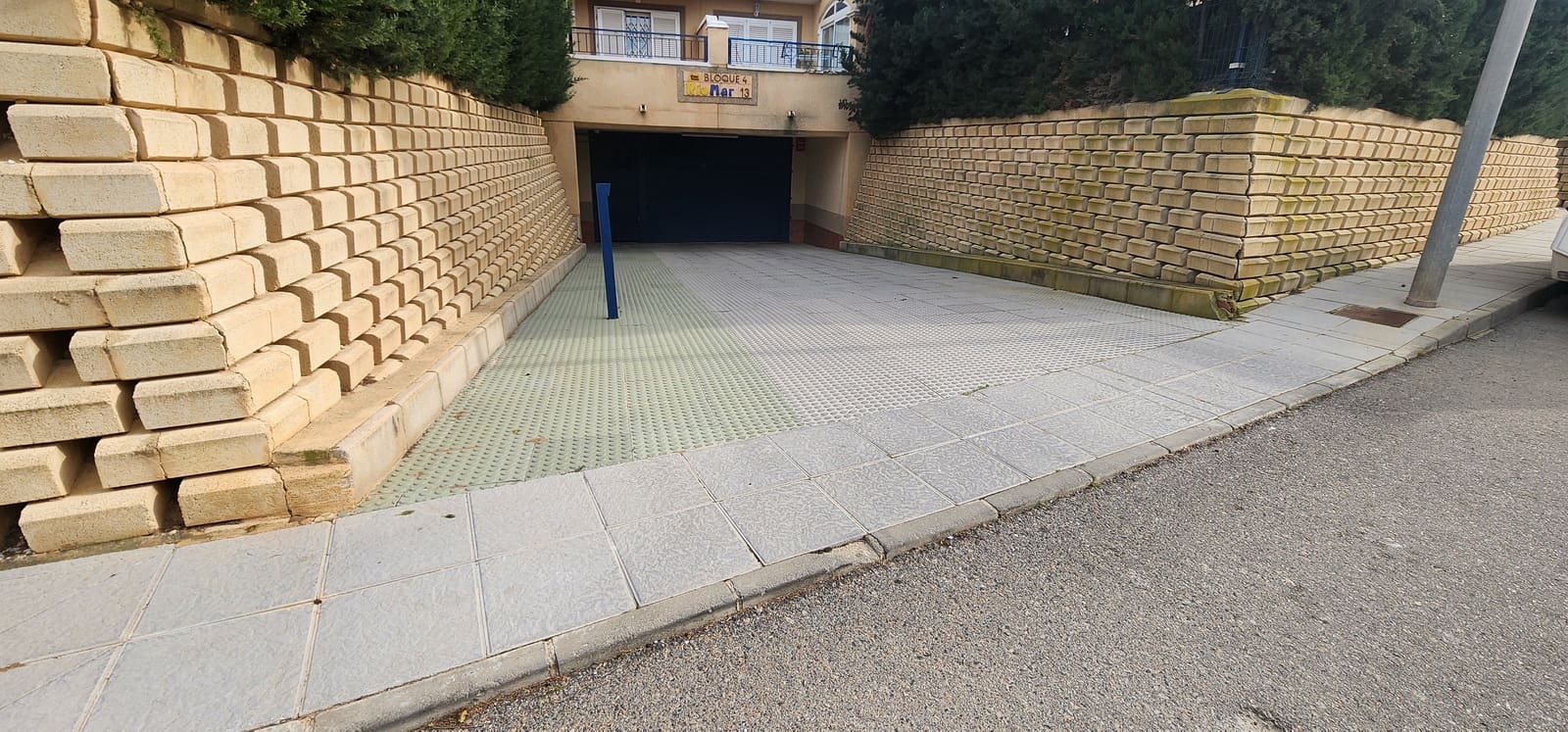 2 bedroom Beach Apartment for sale in Pilar de la Horadada with pool - € 214,900 (Ref: 9676387)