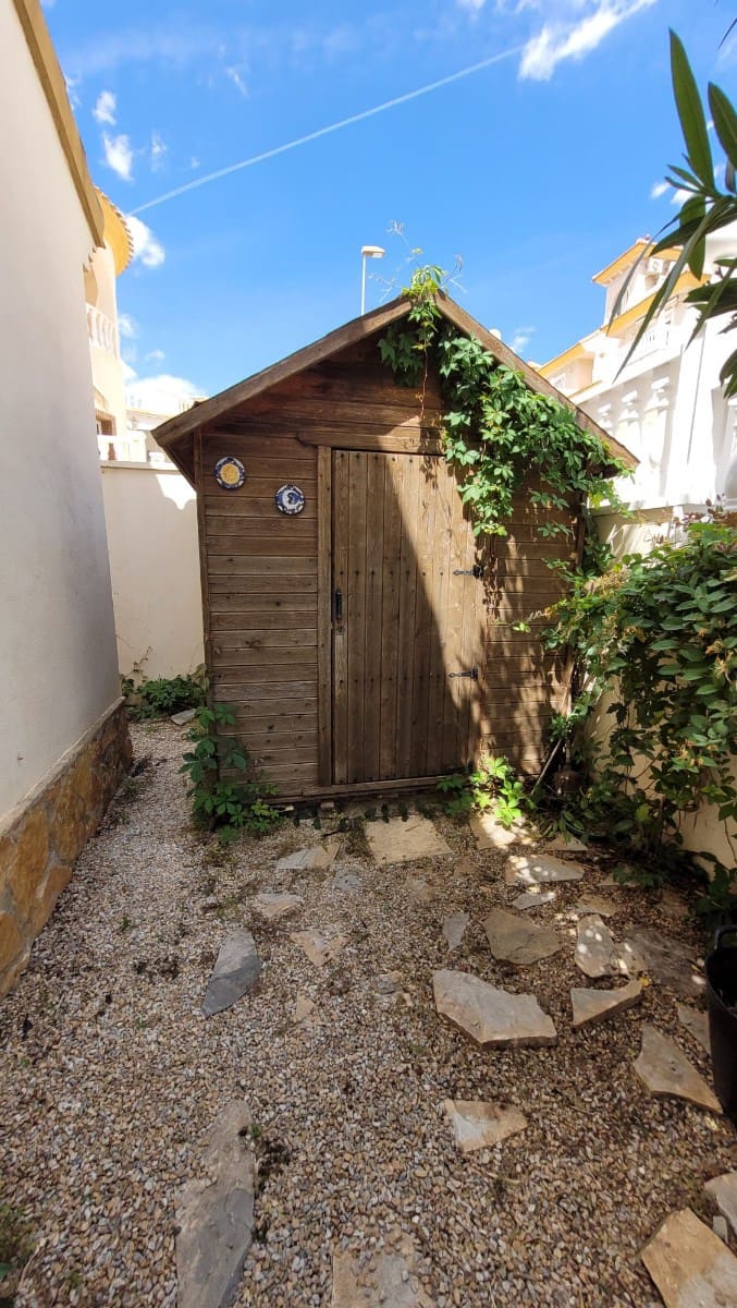 3 bedroom Villa for sale in Pinar de Campoverde with pool - € 265,000 (Ref: 9820908)
