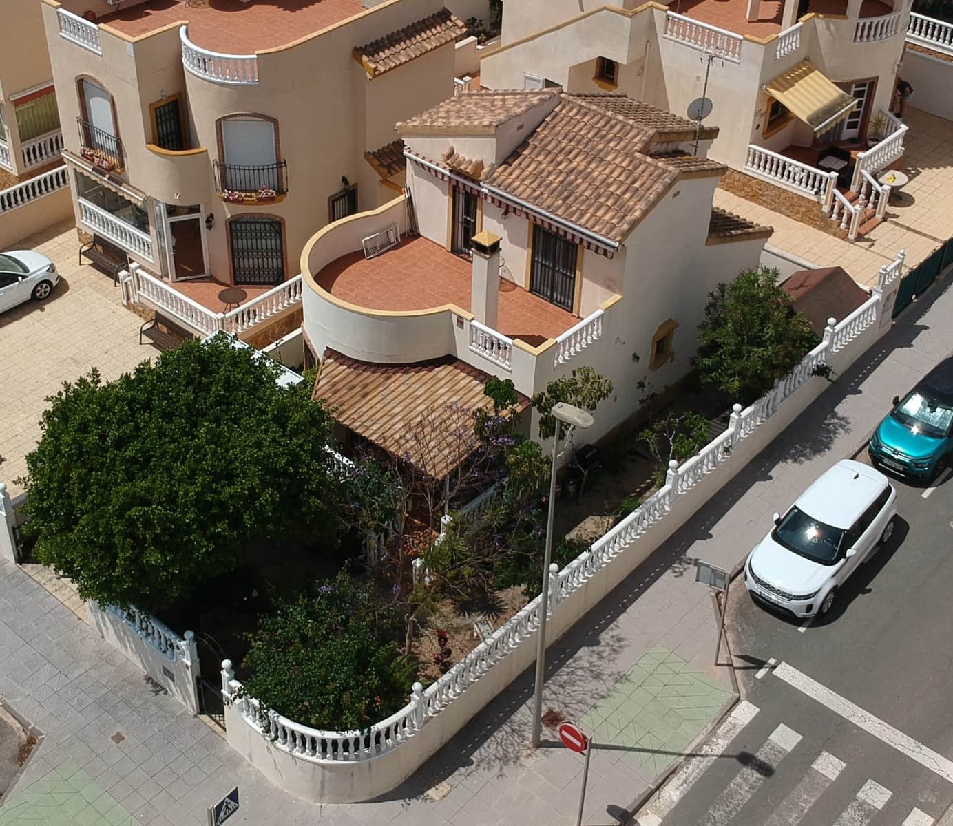 3 bedroom Villa for sale in Pinar de Campoverde with pool - € 265,000 (Ref: 9820908)