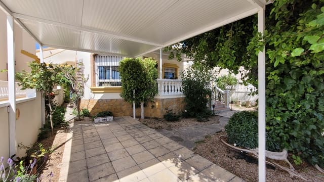 3 chambre Villa/Maison à vendre à Pinar de Campoverde, Pilar de la Horadada avec piscine - 265 000 € (Ref: 9820908)