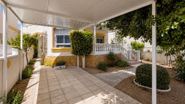 3 chambre Villa/Maison à vendre à Pinar de Campoverde, Pilar de la Horadada avec piscine - 265 000 € (Ref: 9820908)
