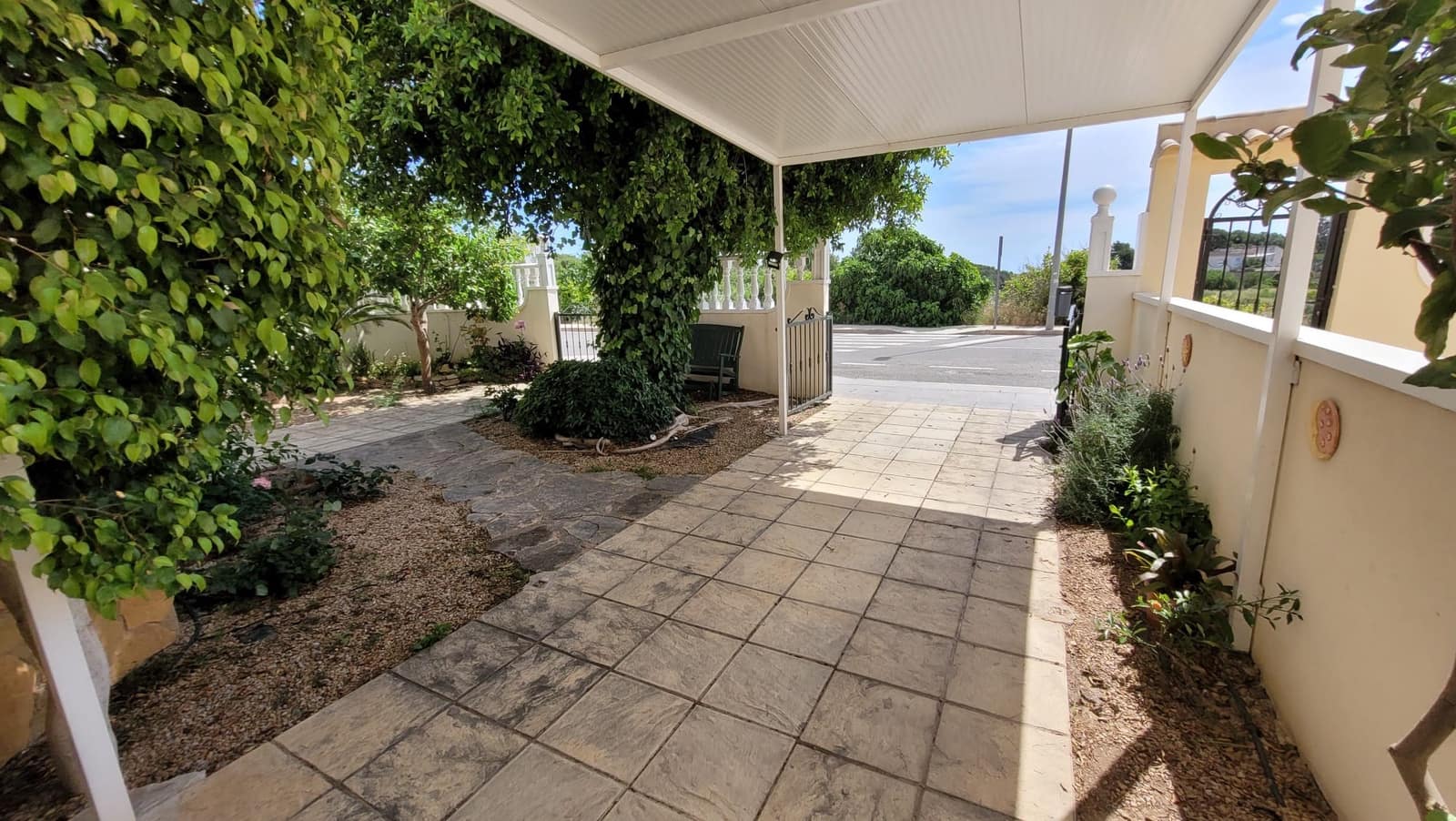 3 bedroom Villa for sale in Pinar de Campoverde with pool - € 265,000 (Ref: 9820908)
