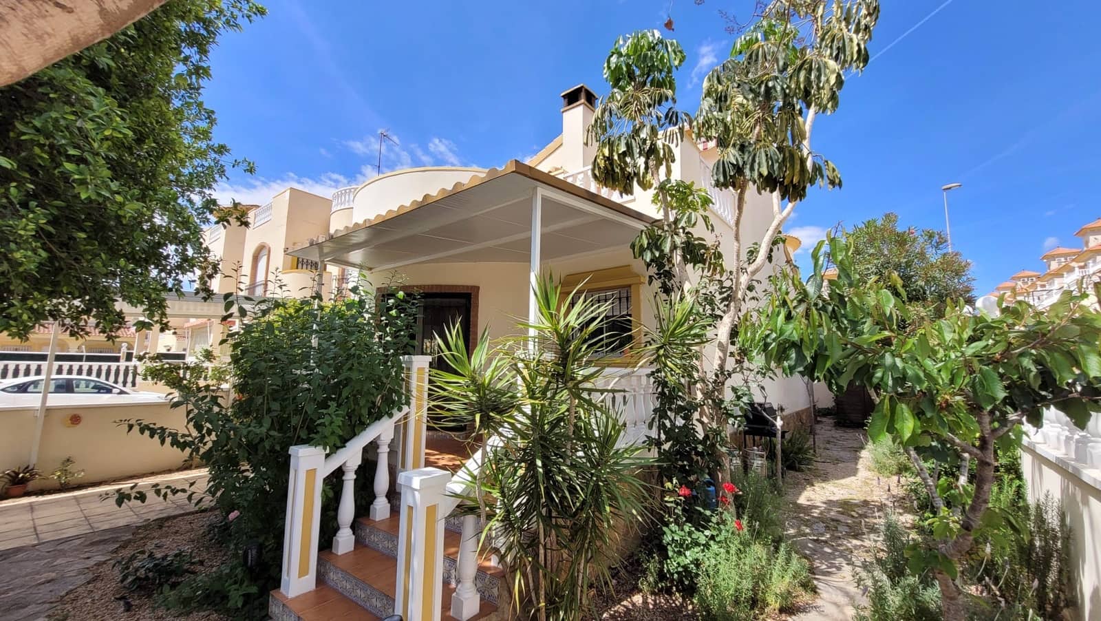 3 bedroom Villa for sale in Pinar de Campoverde with pool - € 265,000 (Ref: 9820908)
