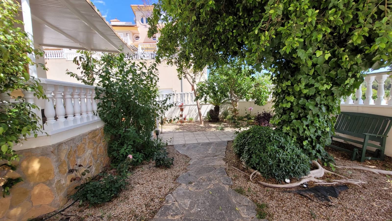 3 bedroom Villa for sale in Pinar de Campoverde with pool - € 265,000 (Ref: 9820908)