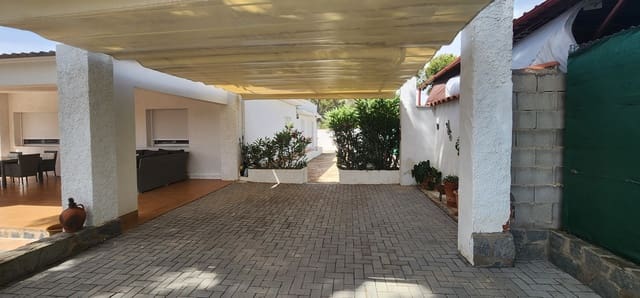 4 soveværelse Villa til salg i Pinar de Campoverde, Pilar de la Horadada med swimmingpool garage - € 420.000 (Ref: 9921438)