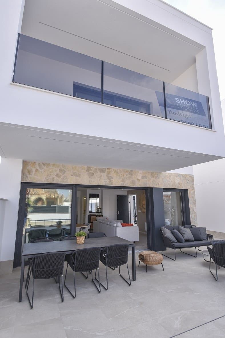 3 bedroom Villa for sale in San Pedro del Pinatar with pool garage - € 410,000 (Ref: 9937174)